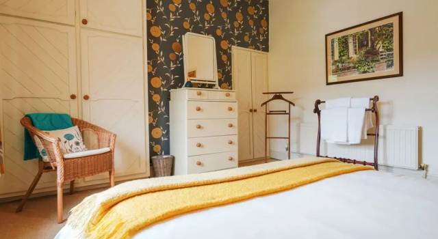 Cloudberry Cottage