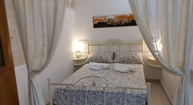CASETTA CLOE house of charm and romance, Book Hotel Valle d'Itria hoteller med parkering, Parkering