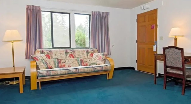 Двухместный люкс Sequim Bay Lodge