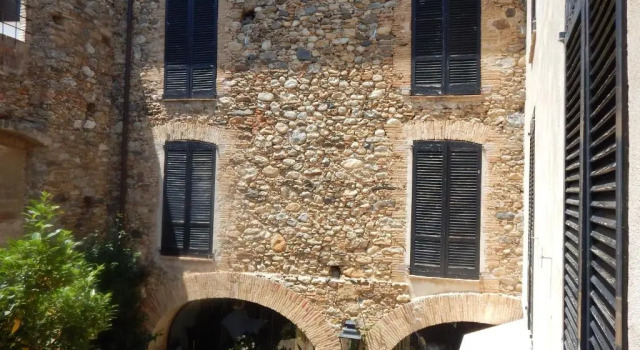 Hotel de La Font Peralada, Rezervați Hotel Peralada Girona