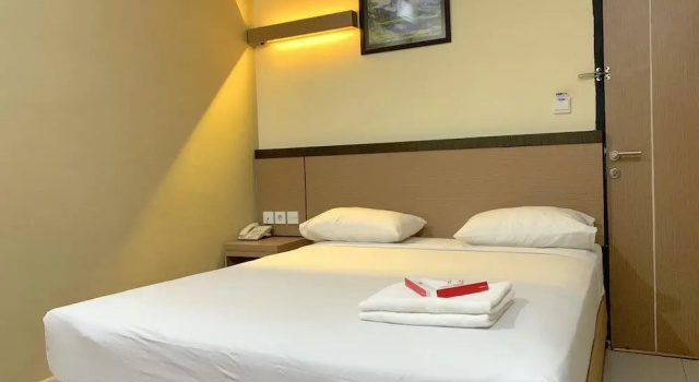 Hotel Parma, Забронировать Отель Пеканбару Суматра, рядом с Торговый центр SKA