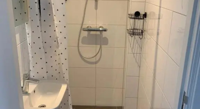 Кровать в общем номере Kleinschalig Hostel in Deventer, centrum stad, aan de IJssel