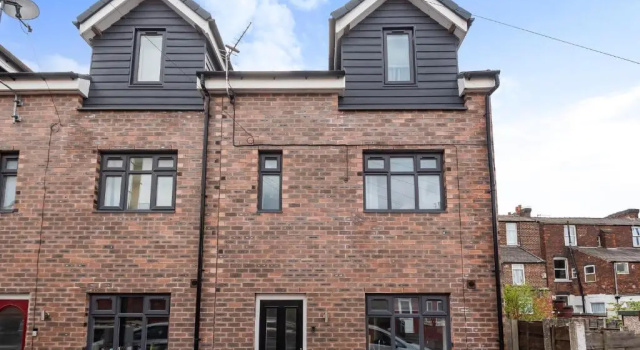 Апартаменты Entire Home - Cosy 3 Bedroom House Close to Levenshulme Station 13 Mins to Manchester City Centre