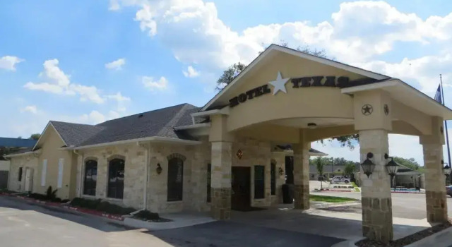 Hotel Texas Cuero, Забронировать Отель Куеро штат Техас