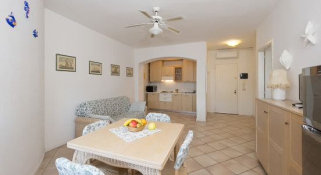 Апартаменты Spacious Flat Only 150mt From the Beach