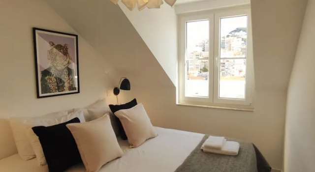 Lisbon Skyline Apartment by Misha s Place 5E, Rezervasyon Daire Lisbon Region 
