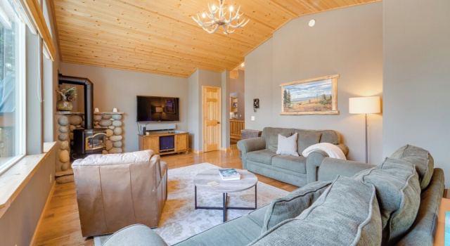 Tahoe Donner Mountain Cabin: Surrounded by Forest!, Забронировать Дом для отпуска Траки Скво-Вэлли