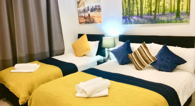 Апартаменты Dockland Excel 2 Bedroom Apartment