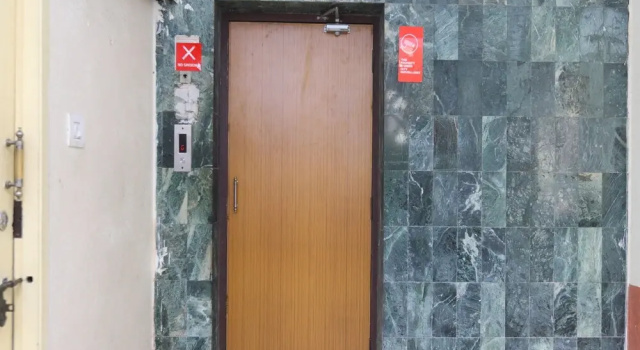 OYO 2704 Apartment Anna Salai, Забронировать Апартаменты/квартира Отели штата Тамилнада с бассейном, Бассейн