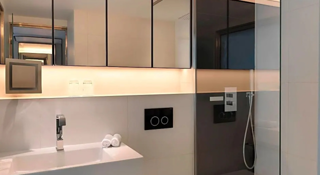 Двухместный люкс Executive c 1 комнатой с частичным видом на море Le Méridien Beach Plaza