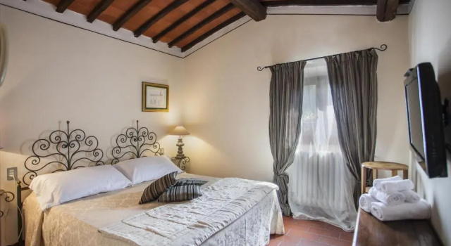Полулюкс Tenuta Il Burchio