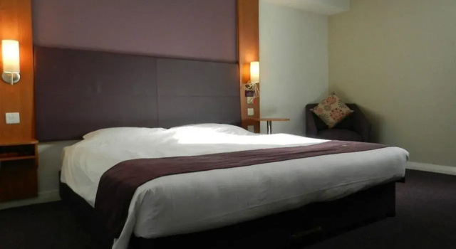 Premier Inn Edinburgh Park (The Gyle),  Отель Отели Midlothian с завтраком, Завтраки