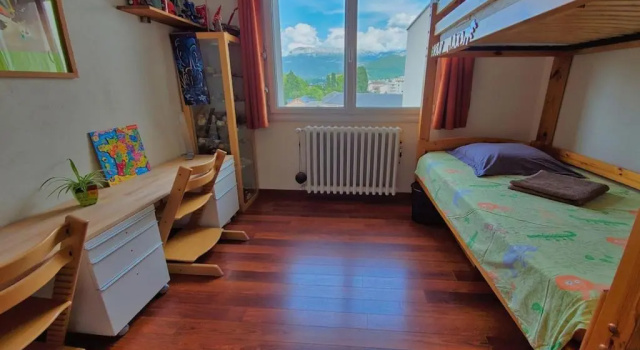 Luxury Apartment * Quiet * View * Heart of Annecy * 2 steps from the Lake * * * *, Забронировать Апартаменты/квартира Отели Озера Анси с парковкой, Парковка