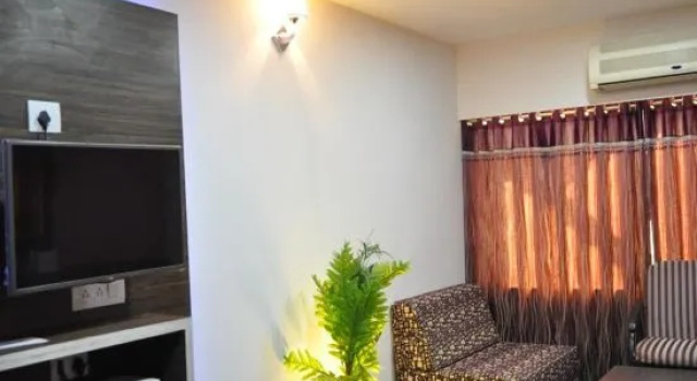 Hotel Classic Inn by OYO Rooms, Забронировать Отель Ахмадабад штат Гуджарат