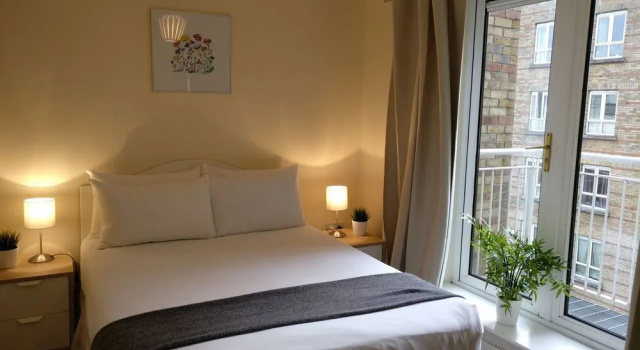Metrostays - Jervis 66