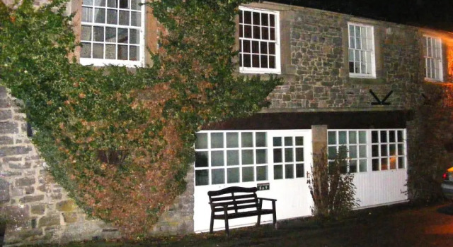 The Manifold Inn Hotel, Забронировать Гостевой дом Хартингтон Дербишир