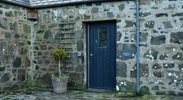 Monkstadt No 8 - McEachanns Hideout, Забронировать Отель Отели Inner Hebrides с парковкой, Парковка