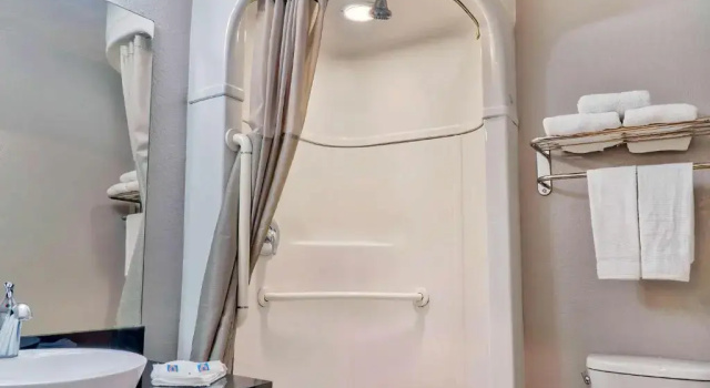 Четырёхместный номер Deluxe Motel 6-El Monte, CA - Los Angeles