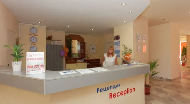 Club Hotel Vedren, Забронировать Отель Отели Побережья Варны с парковкой, Парковка