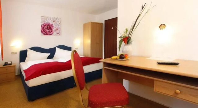 Hotel Celina, Забронировать Отель Отели земли Гессена с парковкой, Парковка