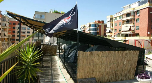 Тент Hostel Albania Villa