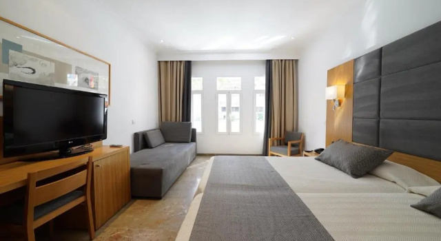 Трёхместный номер Hotel Artmadams