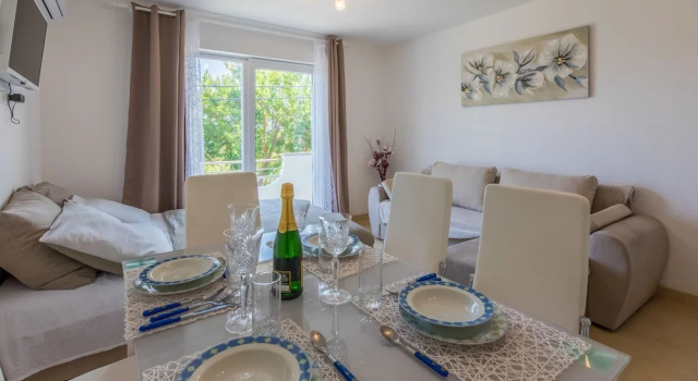 Apartments Joy, 予約 アパートメント Povile Primorsko-Goranska županija