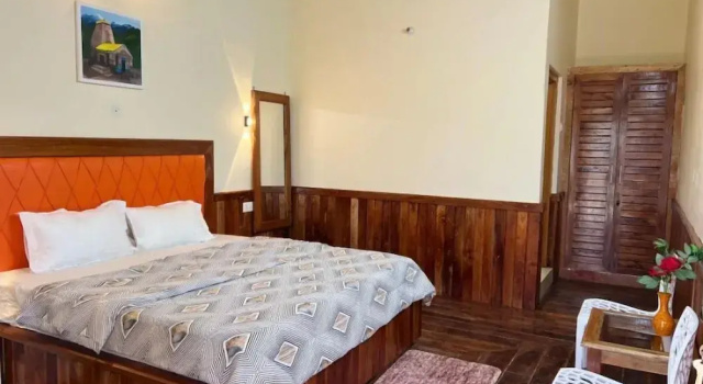 Cortland Jungle Resort, Забронировать Курортный отель Недорогие отели Каусани, недорогие
