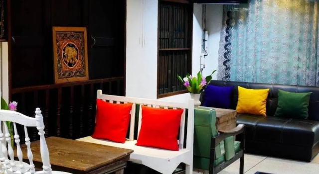 Lanna Hostel, Забронировать Хостел Си-Пхум 