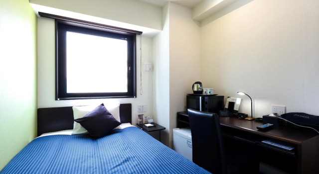 Одноместный номер HOTEL LiVEMAX Ueno-Ekimae