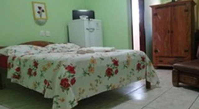 Hotel Cristo Rei 611, Забронировать Отель Отели Минас-Жерайс с парковкой, Парковка