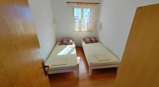 Close to Center Apartment Poly 2 D, Забронировать Апартаменты/квартира Новаля Остров Паг