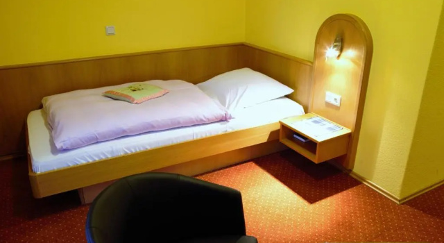 Номер Standard Hotel Kasserolle