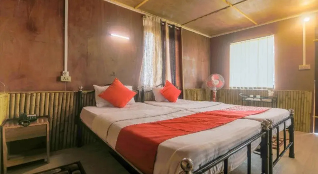 Cafe Umbir & Stay In by OYO Rooms, Rezerwuj Hotel Shillong Meghalaya