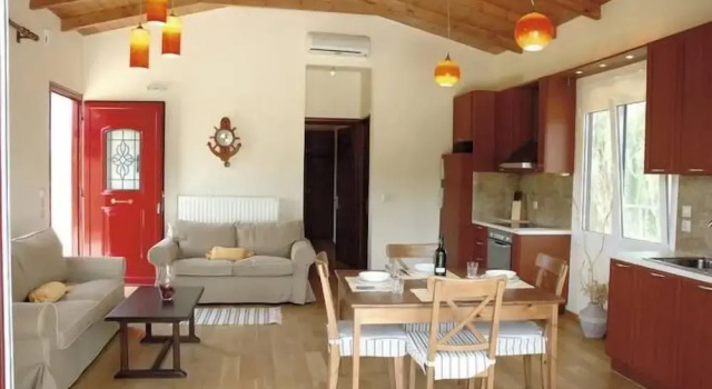 Вилла Gyra Villas