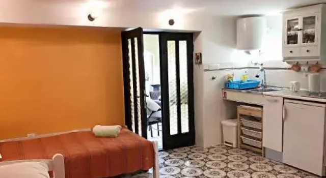 Apartments Nada, 予約 アパートメント マリ・ロシニュ ロシニ島