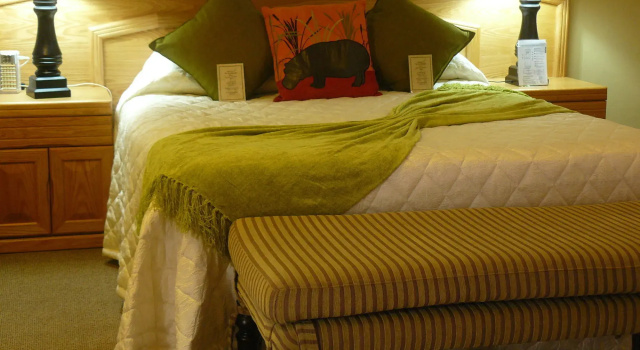 The Woodpecker Inn