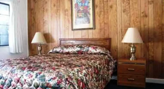 Mother Lode Lodge, Забронировать Мини-отель Мини-отели Марипоса, Мини-отель