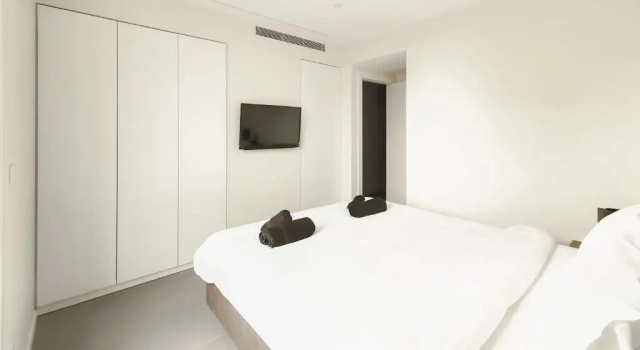 Design 3 Bdr Huge Rooftop Beach Side #TL57