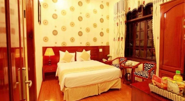 Tram Oanh Hotel, Забронировать Отель Тамки Куангнам