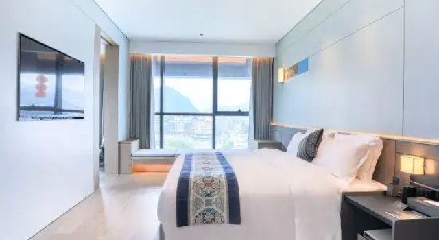 Люкс Executive Blossomy & Pictyresque Hotel