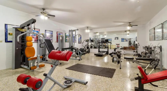 Апартаменты Matchroom Country Club Resort