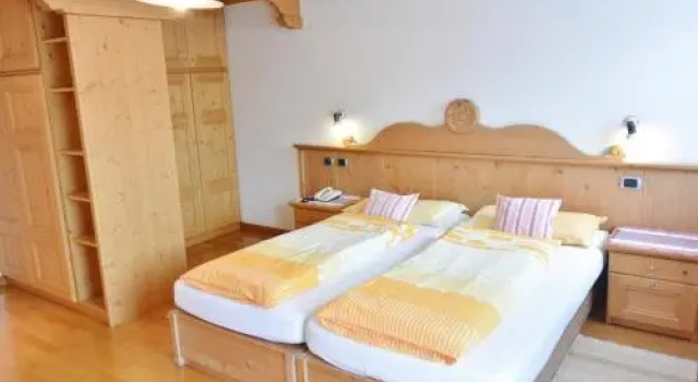 Hotel Garni Al Plan, Book Hotel Livigno hoteller med morgenmad, Morgenmad