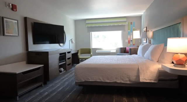Двухместный номер Standard с видом на город Hampton Inn Lead