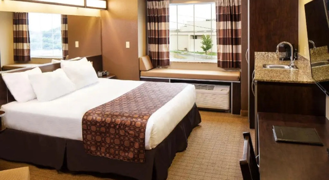Номер Standard Microtel Inn & Suites by Wyndham St Clairsville - Wheeling