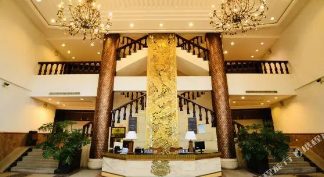 Jilongbao Resort, Забронировать Курортный отель Курортные отели Синъи, Курортный отель