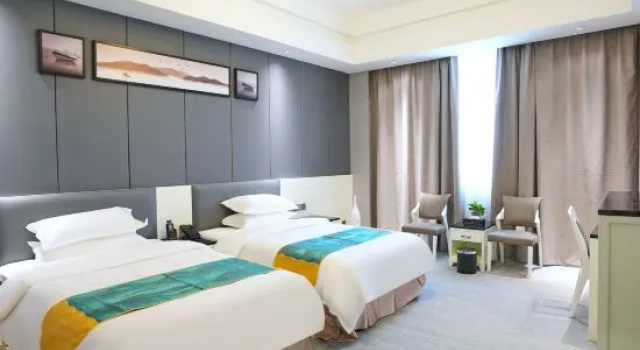 Трёхместный люкс Deluxe Dunhuang Hailian International Hotel
