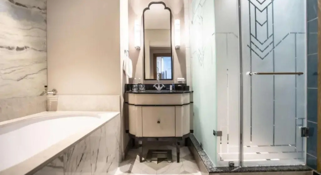 Номер Executive Suncoast Hotel & Towers