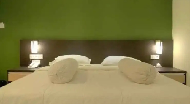 Hotel Gembira bontang, Забронировать Отель Бонтанг провинция Восточный Калимантан