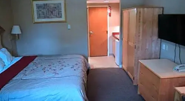 Номер Standard Hillside Inn